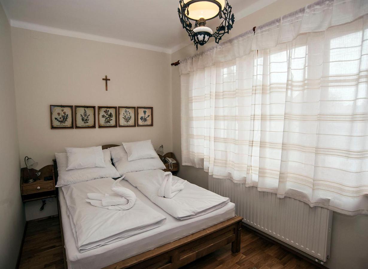 Szent Gellert Borhaz Es Vendegfogado Bed & Breakfast Makó Dış mekan fotoğraf